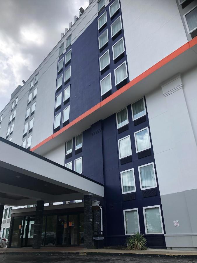 亚历山卓范多恩街舒适套房酒店 亚历山德里亚 外观 照片